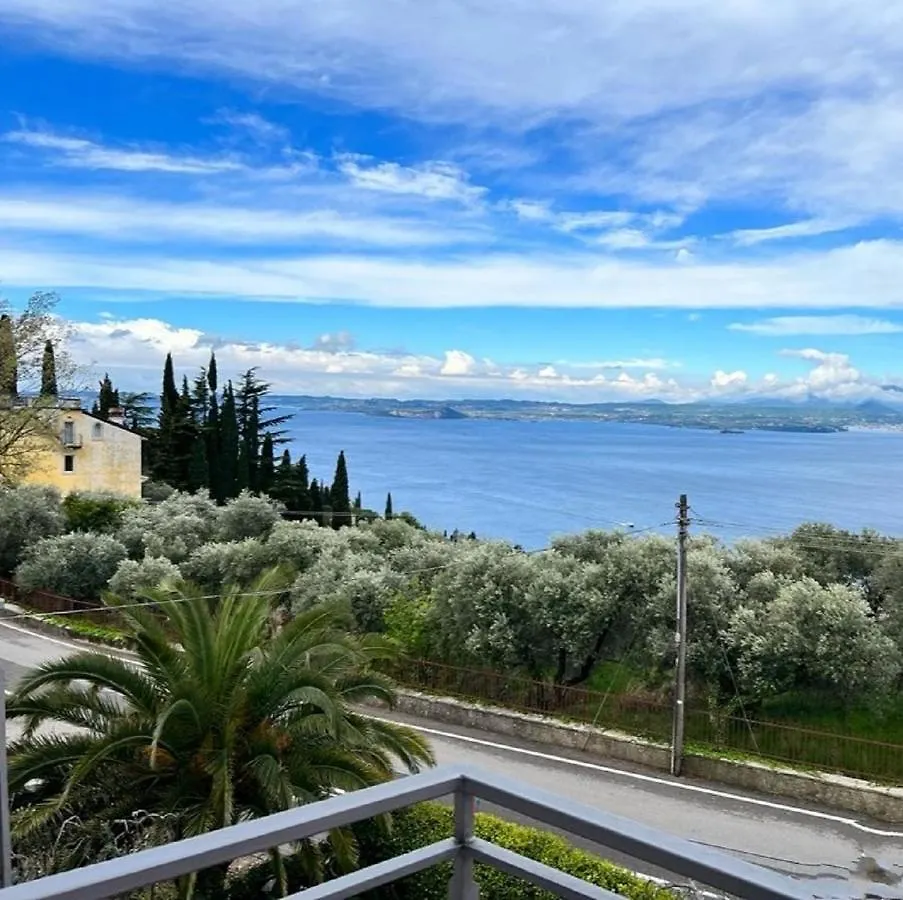 Hotel 2 Palme Torri Del Benaco 2*,