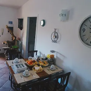 Gasthof Clock's House