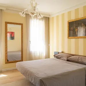 Little House Bed & Breakfast